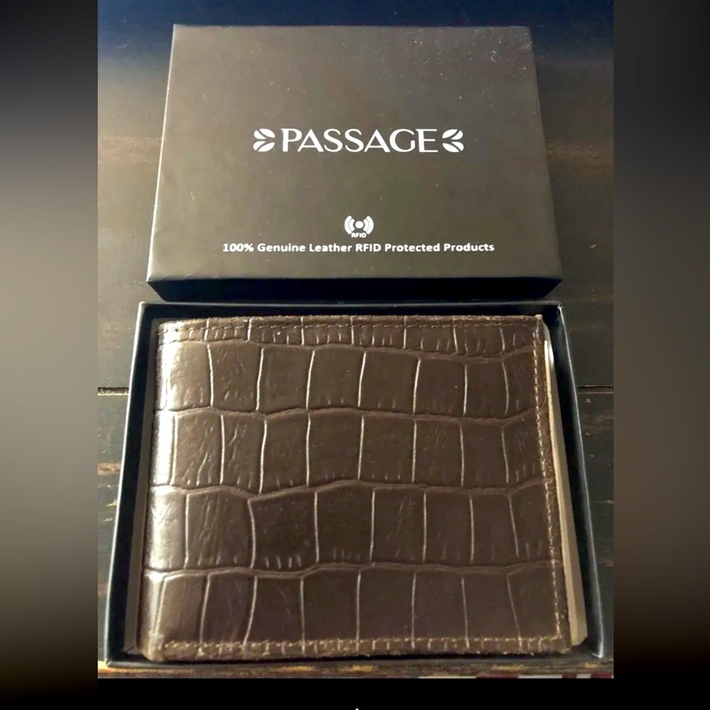Men’s Leather Wallet